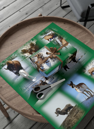 Green Background American Wildlife Gift Wrap Papers