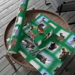 Green Background American Wildlife Gift Wrap Papers